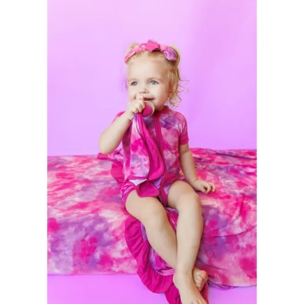 Shop All | Candy Clouds Dream Crib Sheet - CaringForTots - Professional Baby and Children's Products | Caring for Growth, Caring for Every Moment