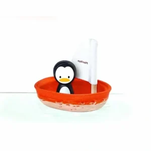 Plan Toys Sailing Boat Penguin - CaringForTots - Professional Baby and Children's Products | Caring for Growth, Caring for Every Moment* Bath Toys