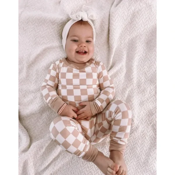 Sandy Checkers Dream Set - CaringForTots - Professional Baby and Children's Products | Caring for Growth, Caring for Every Moment* The Dream Set