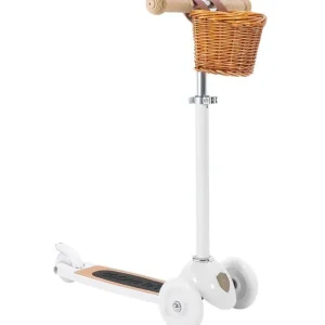 Scooter - 3 Wheel, Ages 3+ - CaringForTots - Professional Baby and Children's Products | Caring for Growth, Caring for Every Moment* Scooters